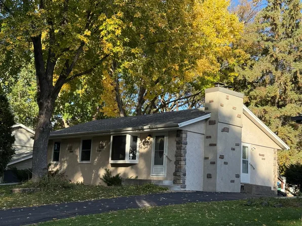 1532 Boone Ave N, Golden Valley, MN 55427