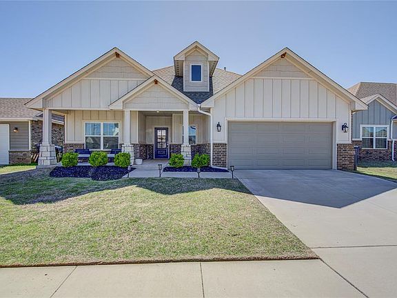 2nd image of 12920 Firerock Cir