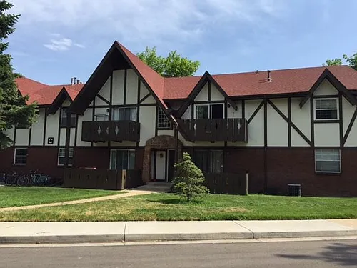 3250 Oneal Cir #C24 Photo 1