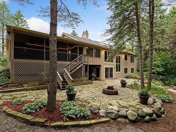 3rd image of 7873 Somerset Ct