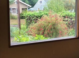 7715 N Clarendon Ave, Portland, OR 97203