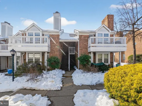 2590 S Arlington Mill Dr APT F, Arlington, VA 22206