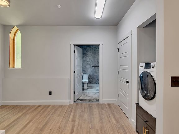 3rd image of 36 Pawling Ave #103