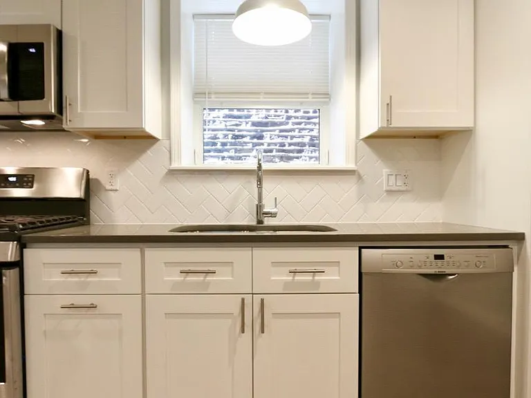 1822 S Desplaines St #1F — Photo 5