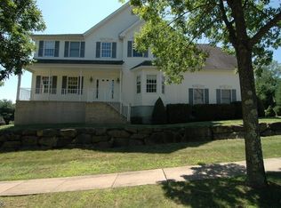 6 Long Ridge Ct, Ledgewood, NJ 07852