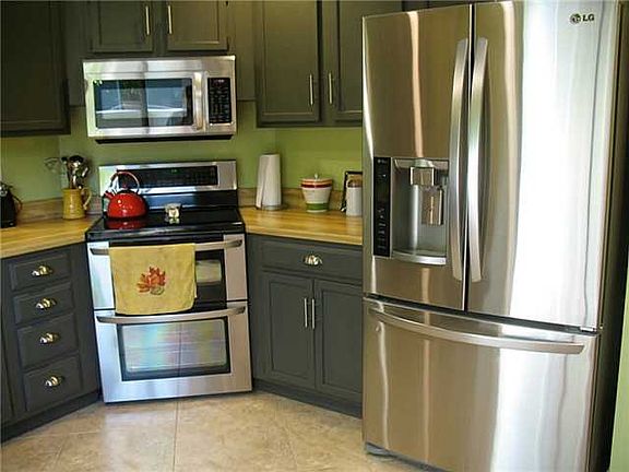 5th image of 6617 SE Yorktown Dr