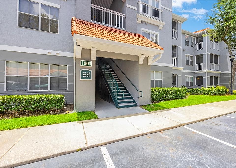 1st image of 18001 RICHMOND PLACE DRIVE #1010