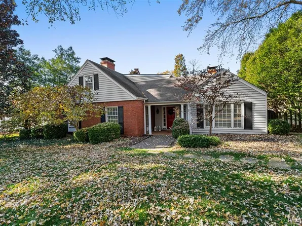 37 Highgate Rd, Saint Louis, MO 63132