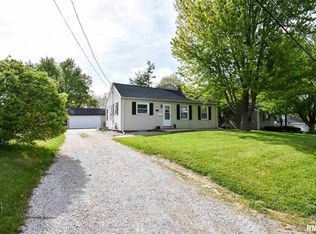 206 S Walnut St, Eureka, IL