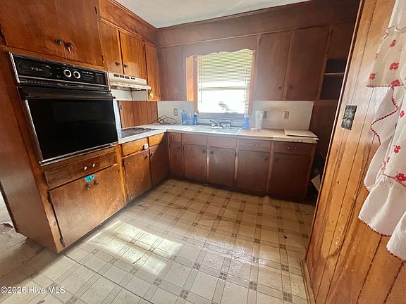 4th image of 2723 Silver Bluff Road