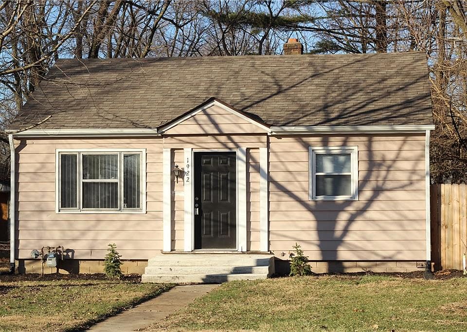 1st image of 1922 N Moreland Ave