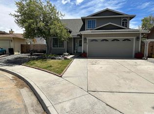 329 Woodside Ct, Dayton, NV