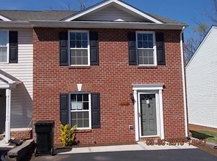 6815 Woodcreeper Dr, Roanoke, VA 24019