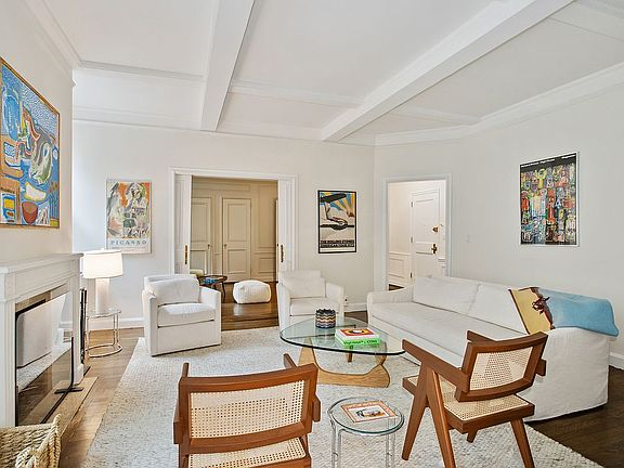 3rd image of 955 Lexington Ave #5C