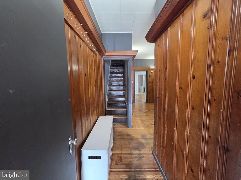 633 E Allegheny Ave — Photo 6