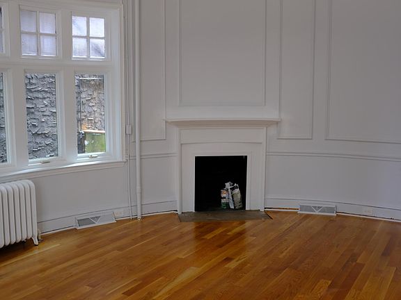 2nd image of 315 S 22nd St Floor 1