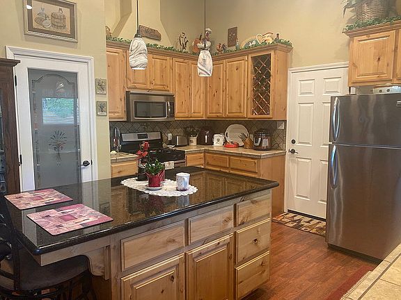 Knotty Alder Custom Cabinets