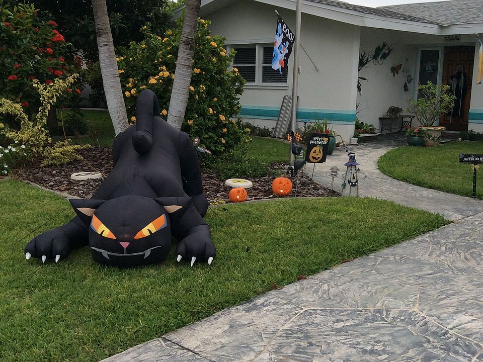1st image of 5320 SW 8th Pl