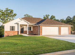714 Sardonyx Dr, Jefferson City, MO 65109