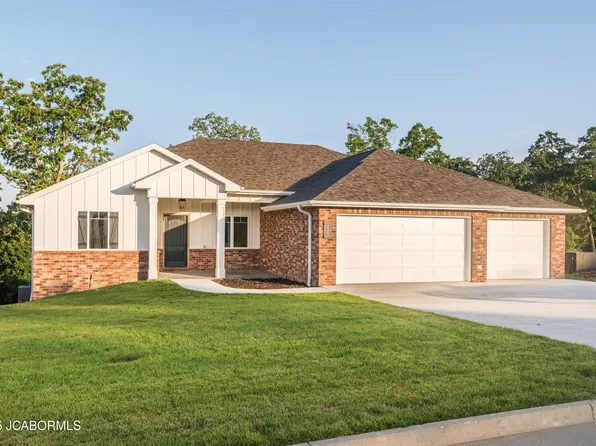 714 Sardonyx Dr, Jefferson City, MO 65109