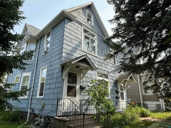 1302 W 1st St, Duluth, MN 55806