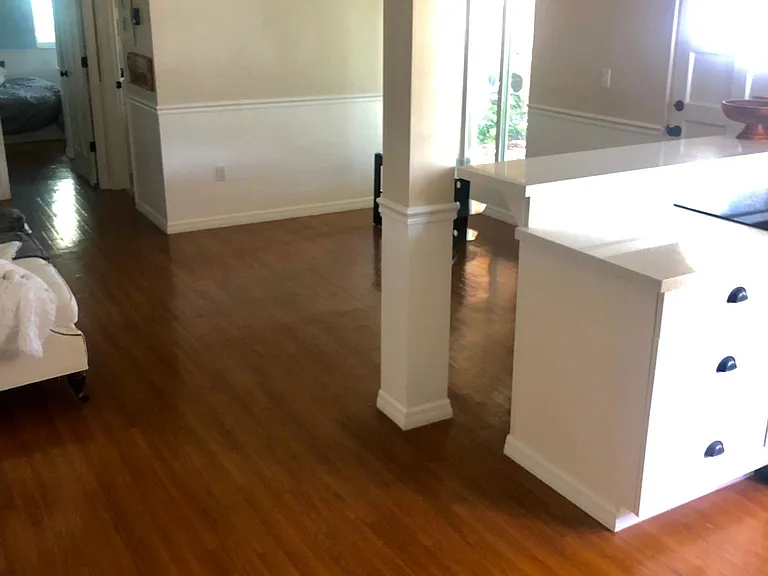 1856 NE River Ct #2 — Photo 4