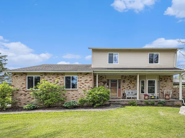 7453 Baldwin Rd, Swartz Creek, MI 48473