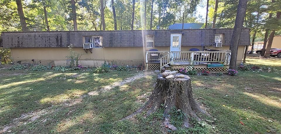 1st image of 901 Ross Ct