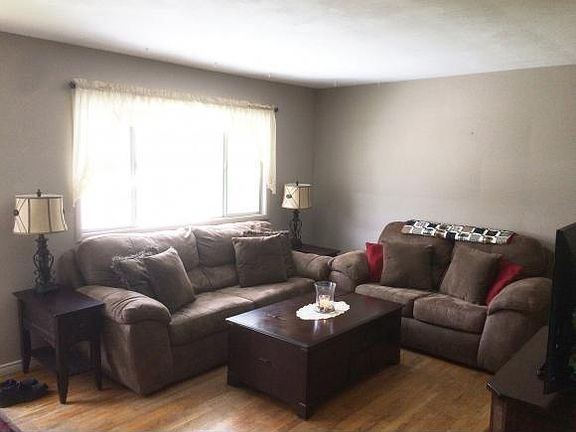 4th image of 110 Orchard Ave