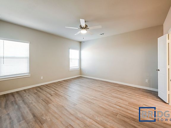 5th image of 4067 Dayton Dr