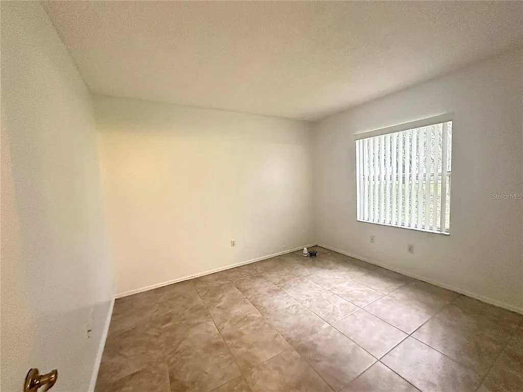 2 bed, 2.0 bath, 885 sqft, $1,100 — Photo 4