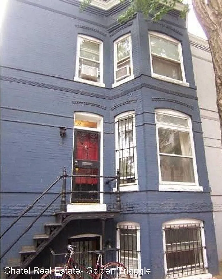 1506 Swann St NW photo 1