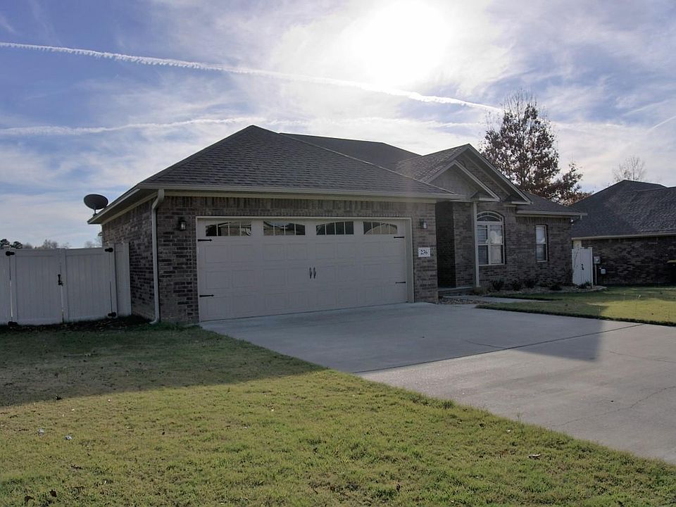 1st image of 236 Redwood Ln