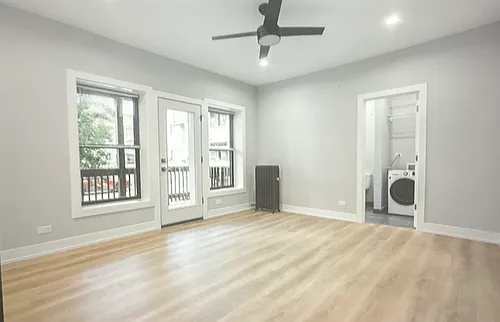 1239 W Morse Ave #2 Photo 1