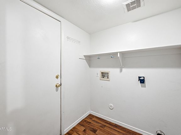 5th image of 1244 E Angela Dr