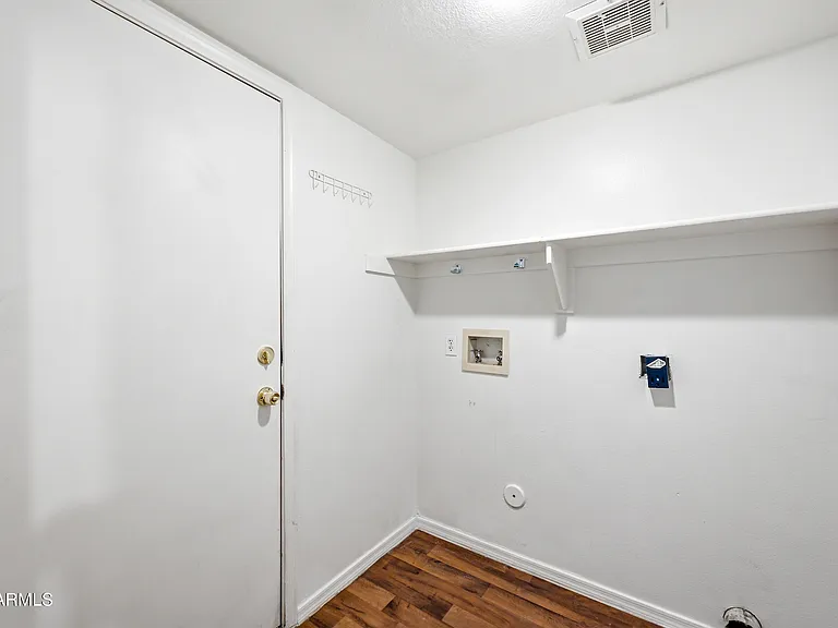 1244 E Angela Dr — Photo 5