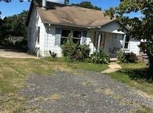 2003 Lees Chapel Rd, Greensboro, NC 27405