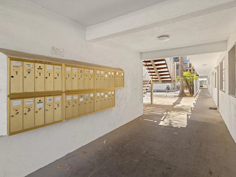 833 Embarcadero Del Mar — Photo 48