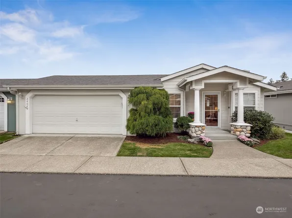 24049 223rd Place SE #122, Maple Valley, WA 98038
