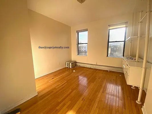 Rented by Capri Jet Realty Corp | media 1