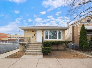 5719 W 23rd St, Cicero, IL 60804