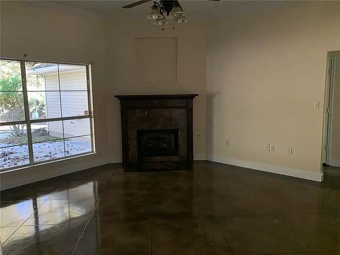 39364 Brookfield Dr — Photo 3