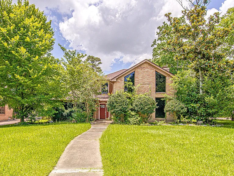 3323 Lost Hollow Dr — Photo 4