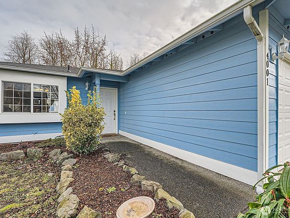 2nd image of 4001 48th Avenue NE