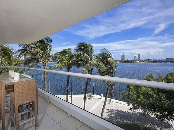 4th image of 7000 Island Blvd APT 212
