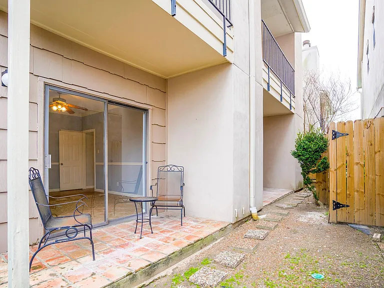 1818 Augusta Dr #27 — Photo 23