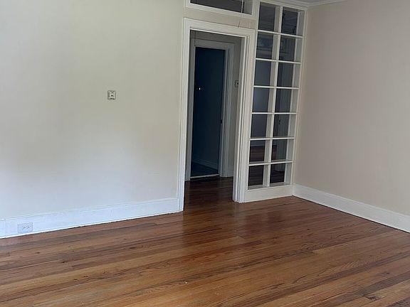 2nd image of 502 Hemphill St