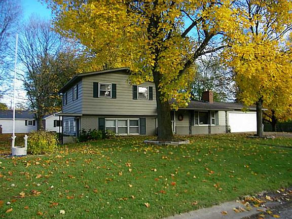 2nd image of 602 Sherwood Dr