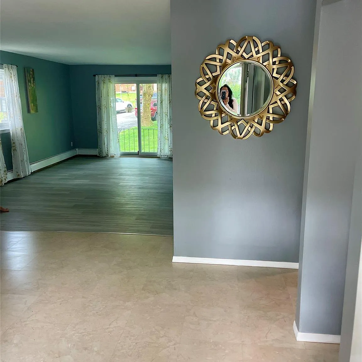 2 bed, 1010 sqft, $3,100 — Photo 2