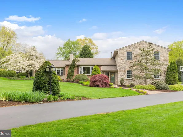 801 Great Oak Ln, Kennett Square, PA 19348